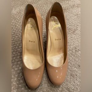 Christian Louboutin nude pumps
